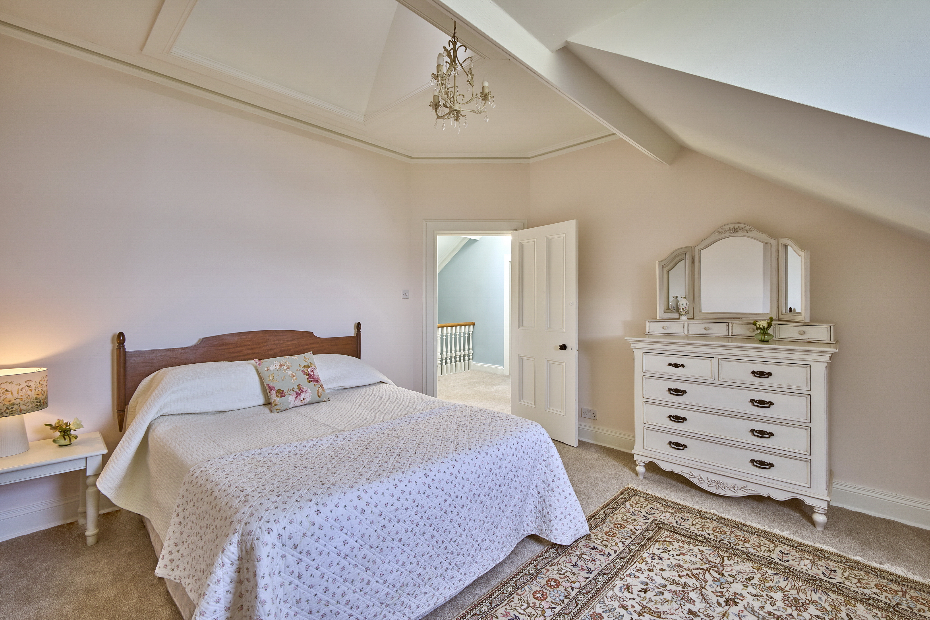 Home staging in Duncan BC by Clarafication Design